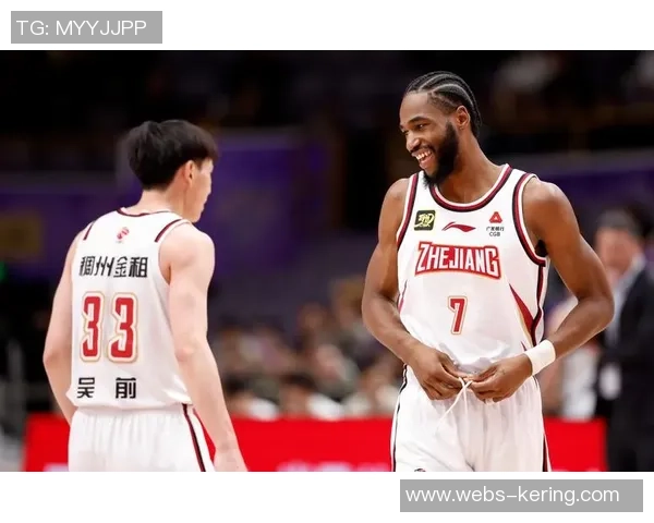 2015年CBA山西队与福建队激战回顾精彩瞬间与赛场亮点分析